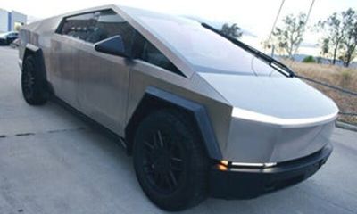 2024 Tesla Cybertruck Base