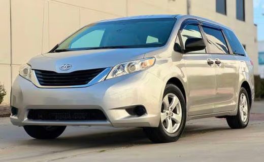 2013 Toyota Sienna L