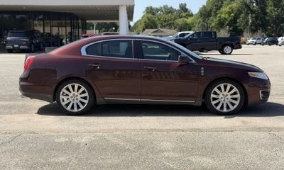 2012 Lincoln MKS Base