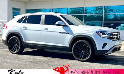 2022 Volkswagen Atlas Cross Sport SE