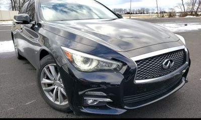 2015 Infiniti Q50 Base