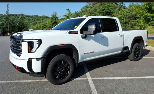 2026 GMC Sierra HD AT4