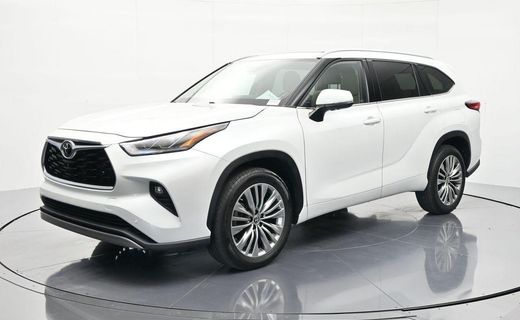 2022 Toyota Highlander Platinum