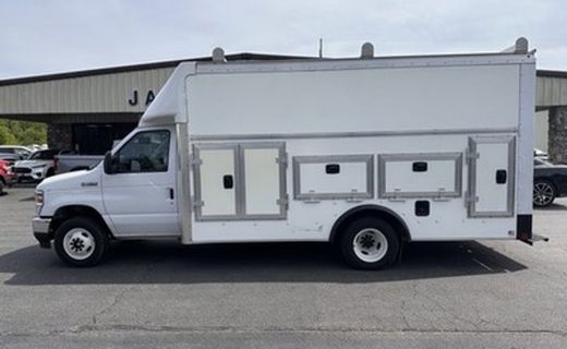 2024 Ford E-450 Super Duty