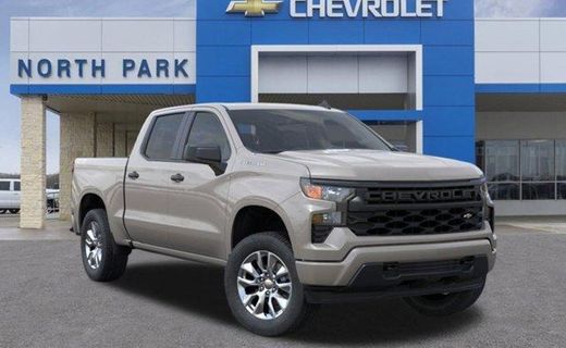 2026 Chevrolet Silverado Custom