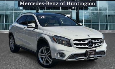 2019 Mercedes-Benz GLA-Class GLA250 4M