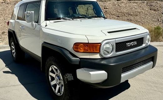 2014 Toyota FJ Cruiser SR