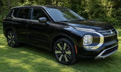 2025 Mitsubishi Outlander