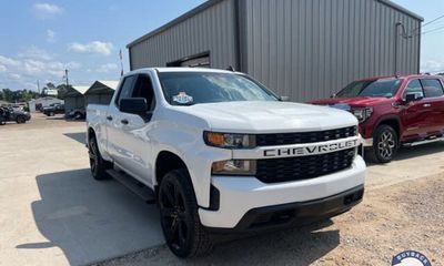 2019 Chevrolet Silverado Custom