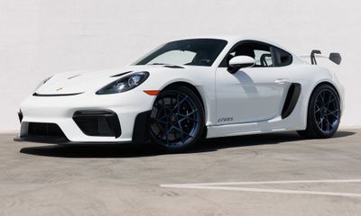 2024 Porsche 718 Cayman GT4 RS