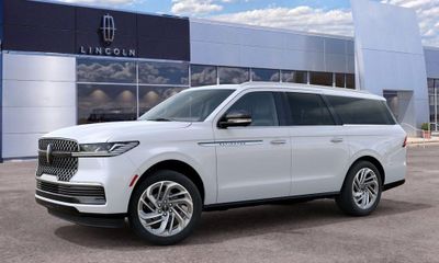 2027 Lincoln Navigator L Reserve