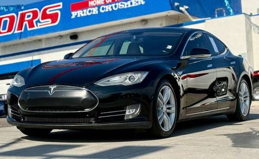 2013 Tesla Model S