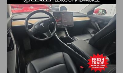 2018 Tesla Model 3 Standard