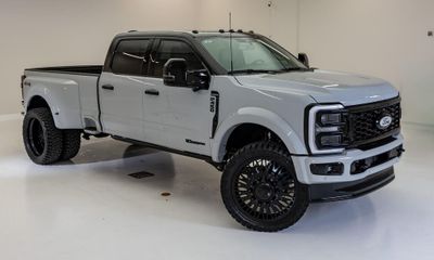2026 Ford F-450 Platinum