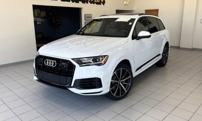 2022 Audi Q7 Quattro Premium Plus