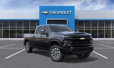 2026 Chevrolet Silverado HD Custom