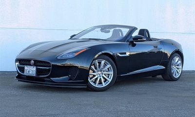 2018 Jaguar F-Type F Type