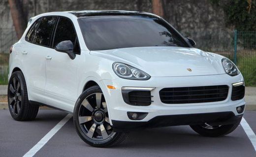 2016 Porsche Cayenne Base