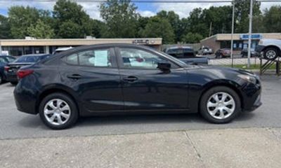 2017 Mazda MAZDA3 Sport