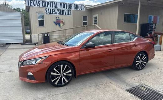 2022 Nissan Altima SR