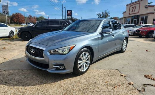 2016 Infiniti Q50 Premium