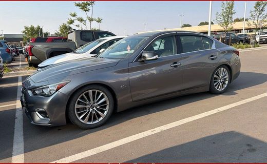 2018 Infiniti Q50 30T Luxe