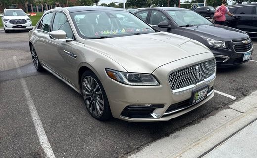 2017 Lincoln Continental Reserve