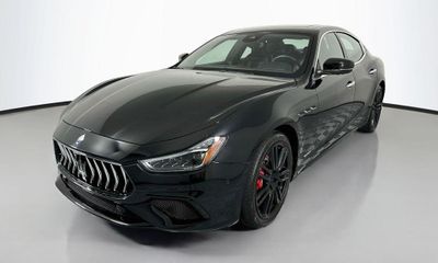 2019 Maserati Ghibli Sport