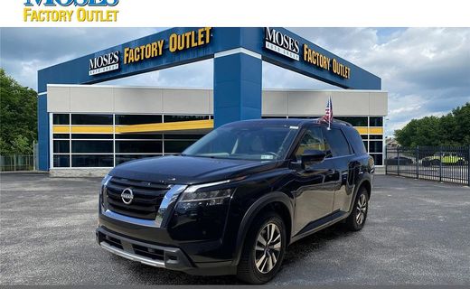 2024 Nissan Pathfinder SL