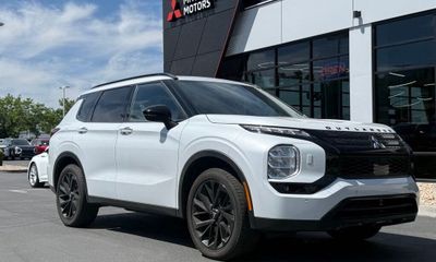 2024 Mitsubishi Outlander