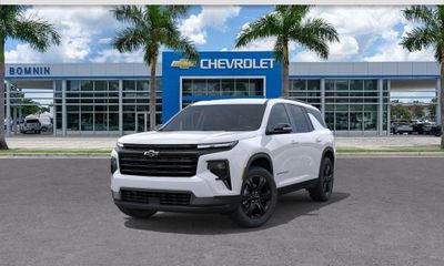 2027 Chevrolet Traverse LT