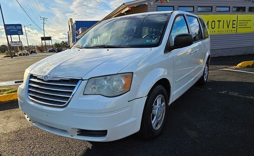 2009 Chrysler Town AND Country LX