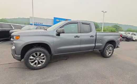 2020 Chevrolet Silverado Custom