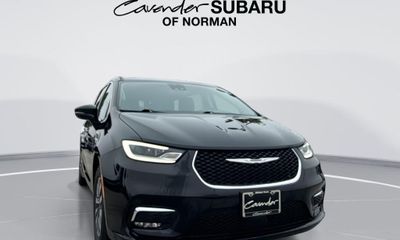 2024 Chrysler Pacifica Select