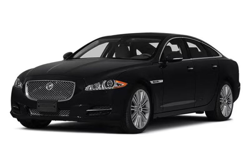 2014 Jaguar XJ — a typically priced live listing