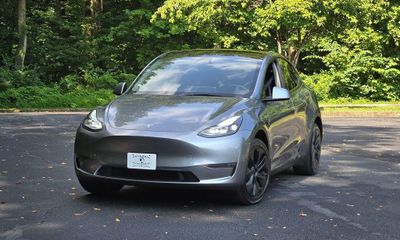2025 Tesla Model Y Long Range
