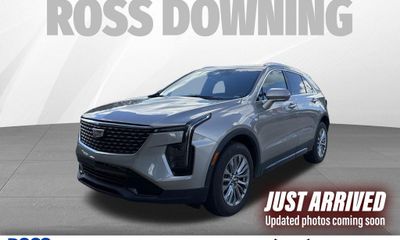 2025 Cadillac XT4 Premium Luxury