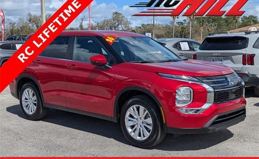 2026 Mitsubishi Outlander ES