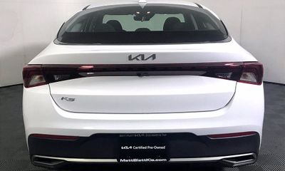 2022 Kia K5 LX