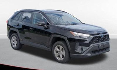 2021 Toyota RAV4 XLE Premium HV