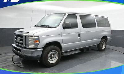 2014 Ford E-350 XLT