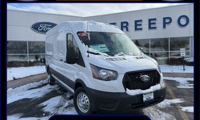2026 Ford Transit Medium Roof