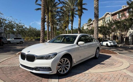 2017 BMW 740I