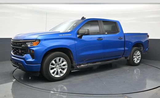 2023 Chevrolet Silverado Custom
