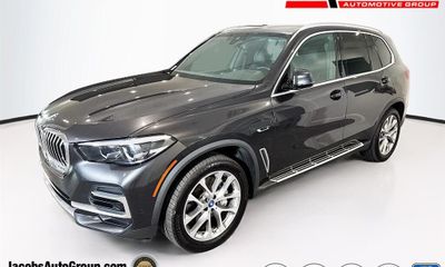 2023 BMW X5 xDrive45e