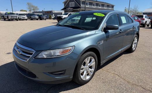 2010 Ford Taurus SEL