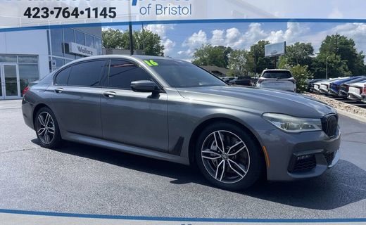 2016 BMW 750I