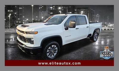 2024 Chevrolet Silverado HD Custom