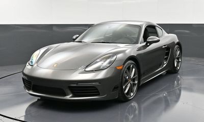 2025 Porsche 718 Cayman