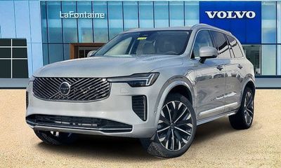2026 Volvo XC90 Ultra Bright